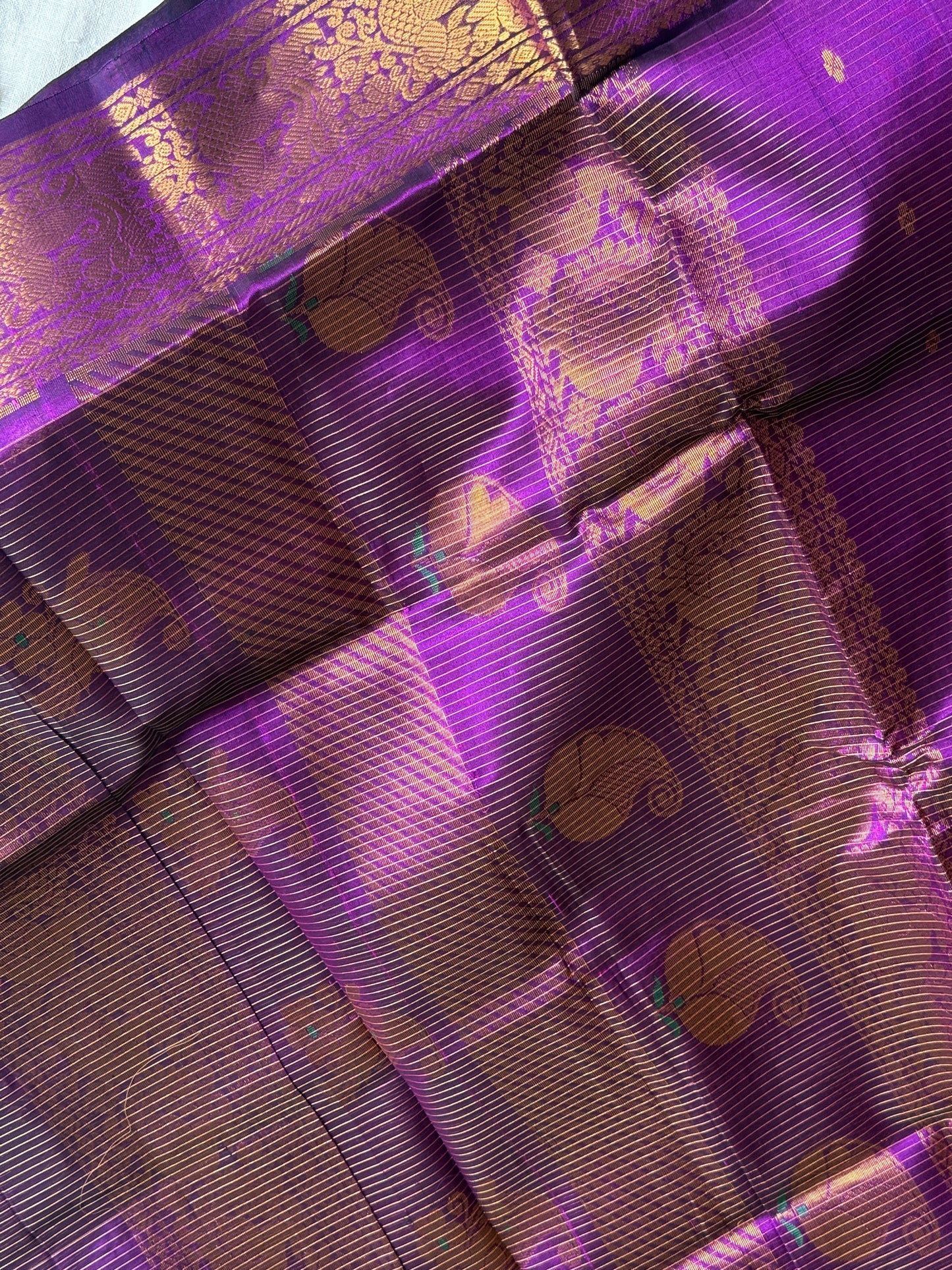 Purple Muthlines