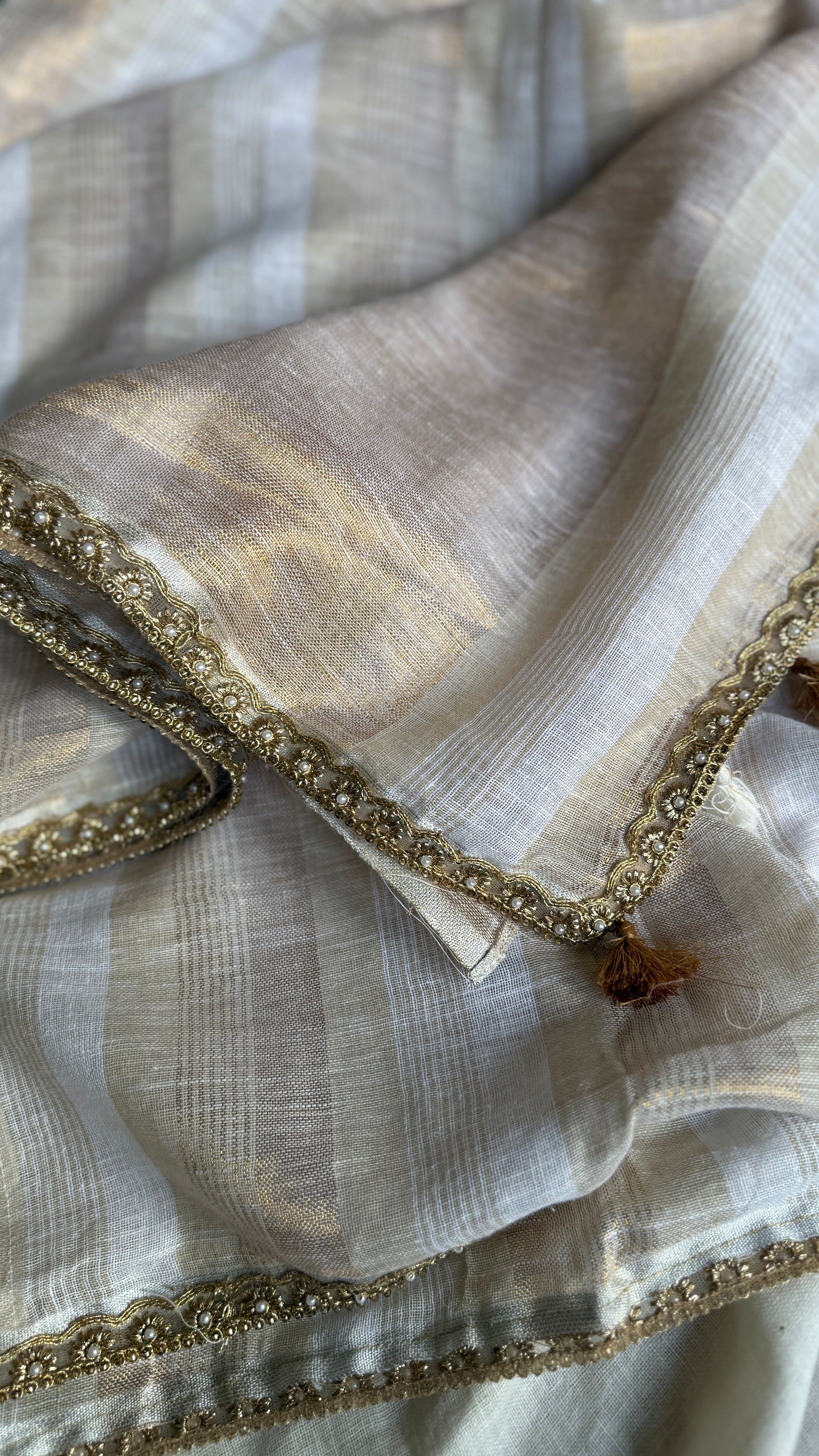 Onam Linen Gold