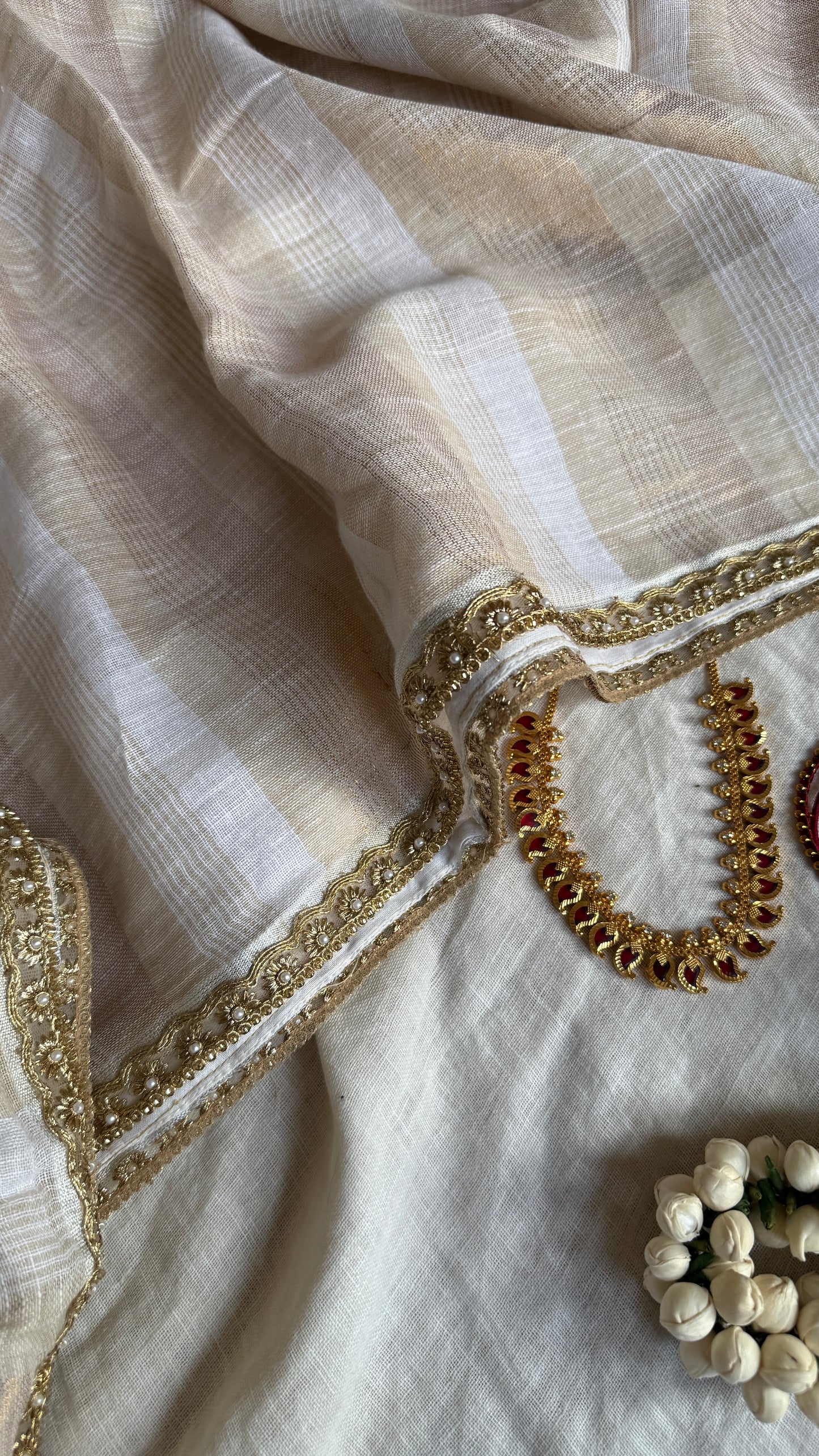 Onam Linen Gold